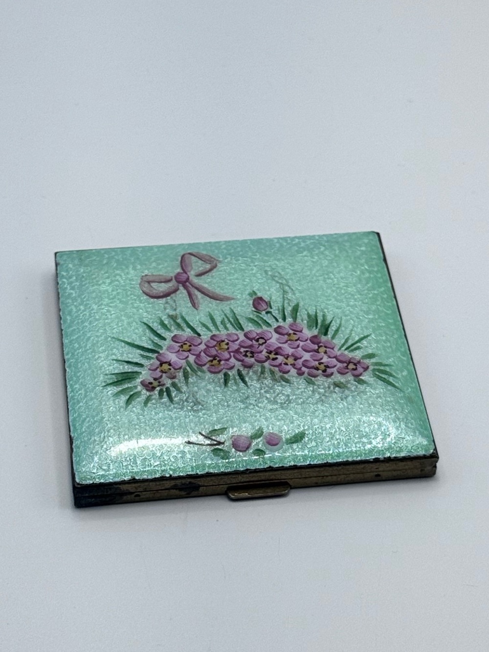 Vintage Floral Powder Compact - Mint Green with Pink Flowers